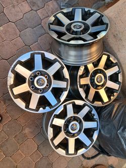 JUEGO DE RRINES PARA TROCAS TOYOTA TACOMA TUNDRA SECOYA 4RUNER MEDIDA 17