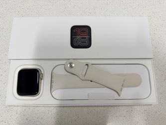 Apple Watch SE (3rd Gen) · 44mm · Cellular · Starlight Aluminum · Open Box Brand New