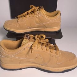 Nike dunks low all tan