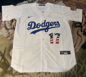 Dodger’s Ohtani Jersey’s