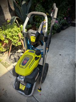 Ryobi Pressure Washer 3100 psi Honda Motor