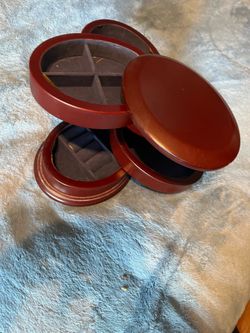Jewellery/ Trinkets box