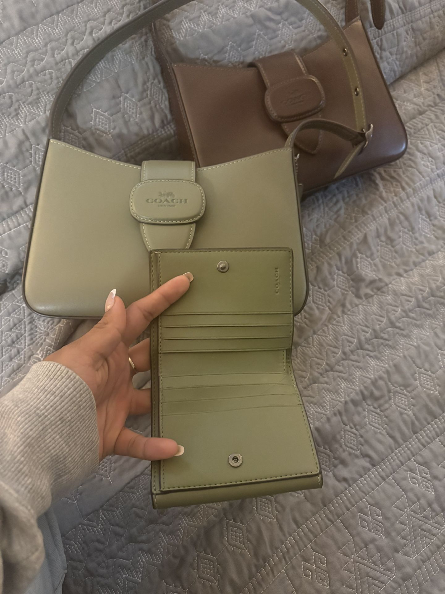 Eliza Shoulder Bags / Small Wallet