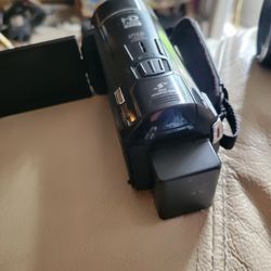 Canon Vixia Hf M52 Camcorder for Sale in Huntington Beach, CA