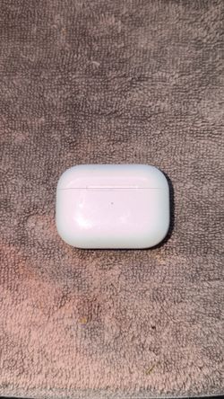 AirPods Pro case with None Working Right Working AirBud