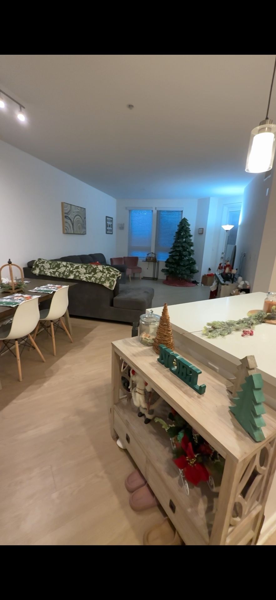 2/1 Beautiful Irvine Upgraded Apt Home 