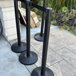 Retractable Barriers