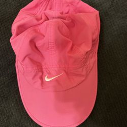 Nike Featherlight Dri-Fit Highlighter Pink Women's Hat