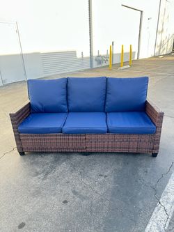3 seater patio sofa