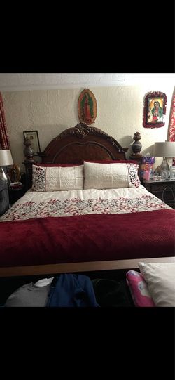 King size bed