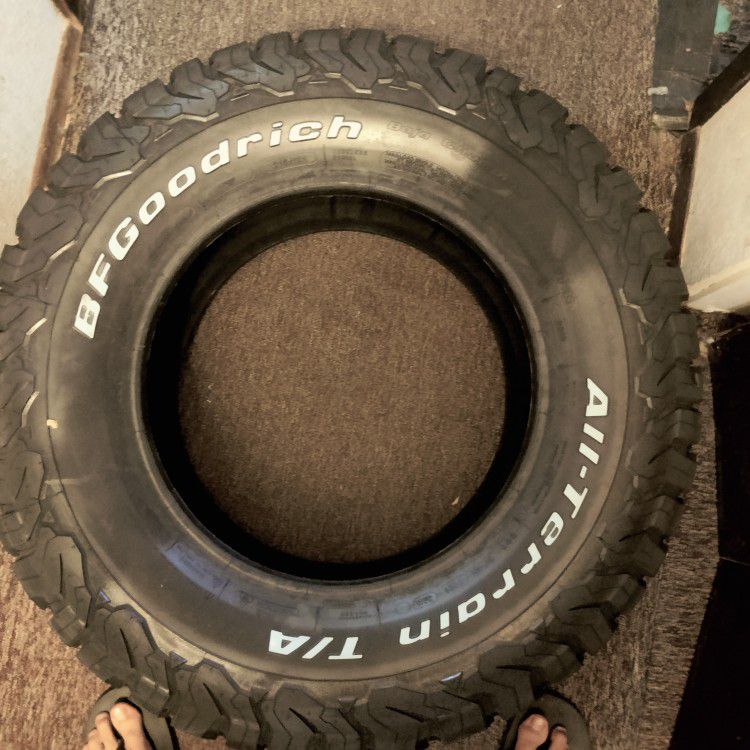 Brand New All-terrain T/A K02 Baja Champion Tire