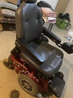 Electric wheel chair $1600