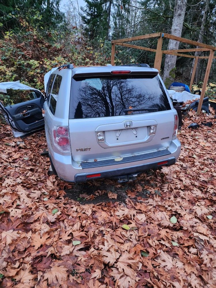 Parts 2008 Honda Pilot AWD