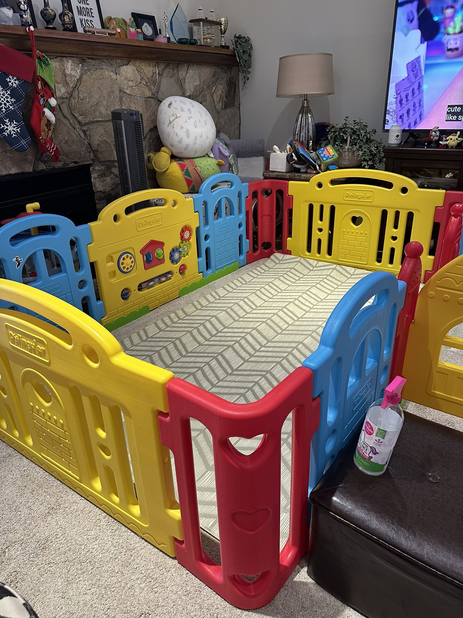 Dwinguler Play Pen Infant Baby 