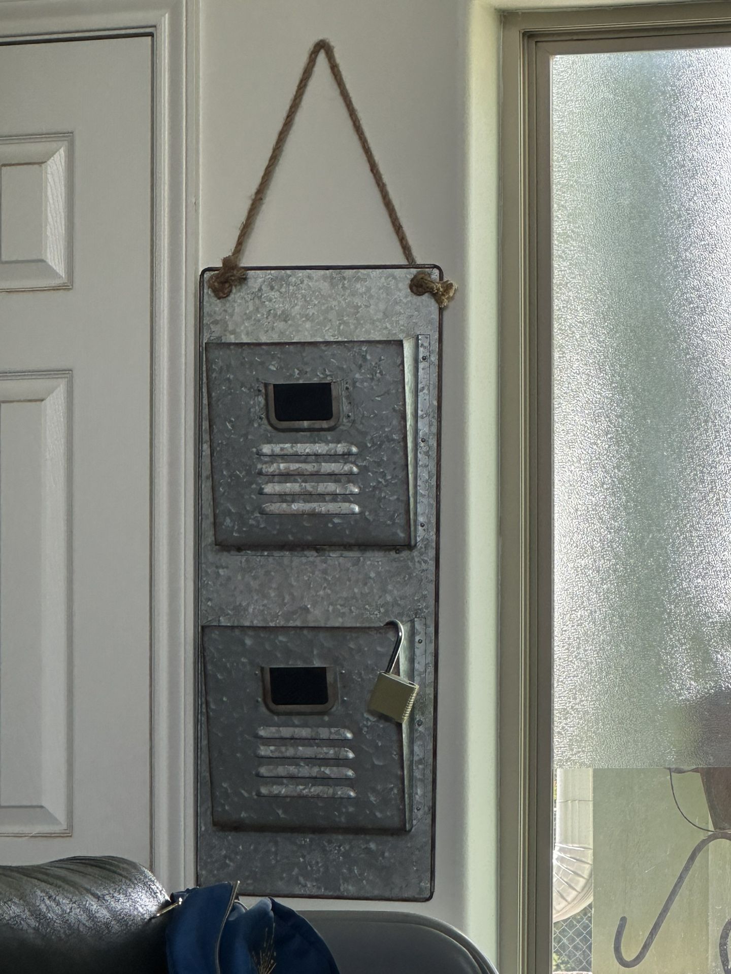 Magazine Rack Shelf Wall Hanging