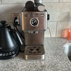 Espresso Maker with Steam Wand