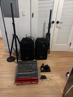 Powered PA System / Wireless Mic 🎤/ Speakers