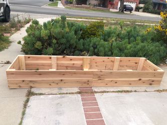 Custom privacy wall patio garden bed flower herb planter box wooden cedar redwood container vegetable urban