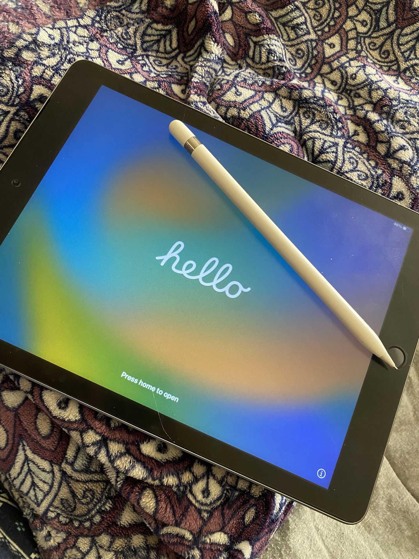 Apple Ipad 6th Generation with Apple Pencil