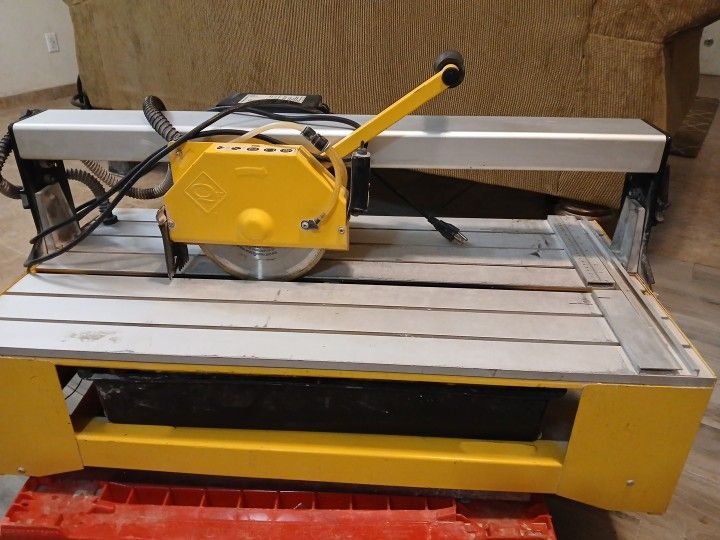 Tile Saw 24in Size