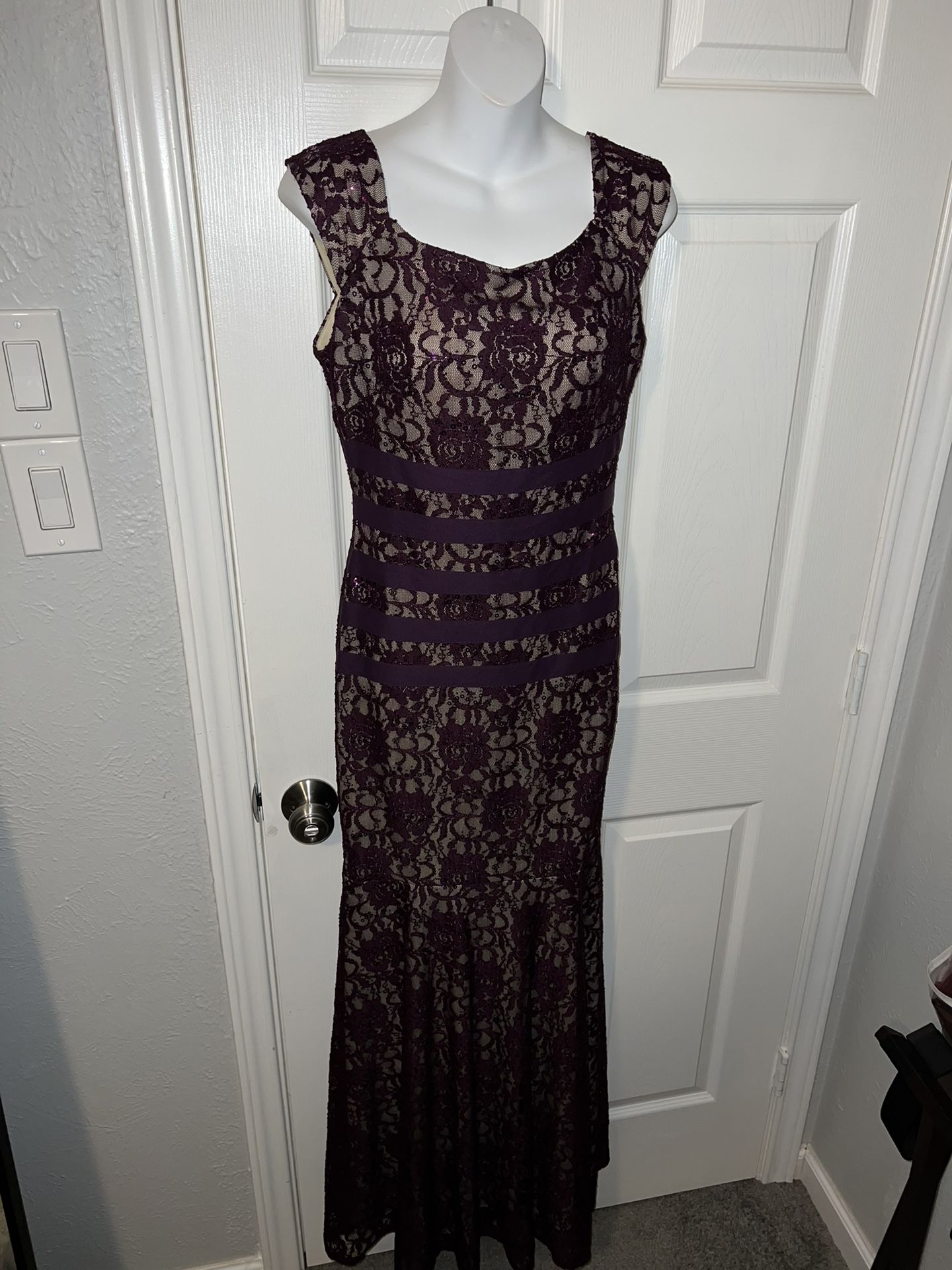 Women’s Dress (Eureka) 