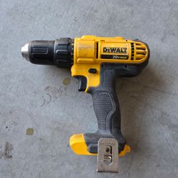 Dewalt DCD771 1/2 inch 20v cordless drill driver