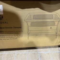 Bedside Sleeper Bassinet 