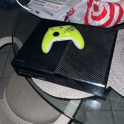Xbox One and Xbox Series S 