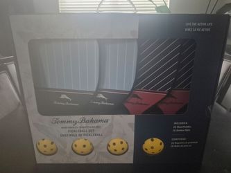 Tommy Bahama Pickleball Set with Wood Paddles