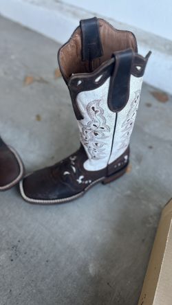 Cowboy Boots Size 7