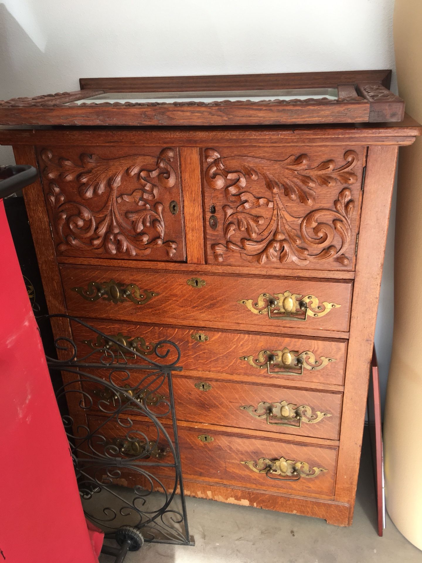 Antique oak hat box dresser w/matching mirror!
