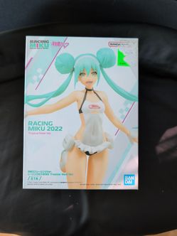 Racing miku 2022 figure