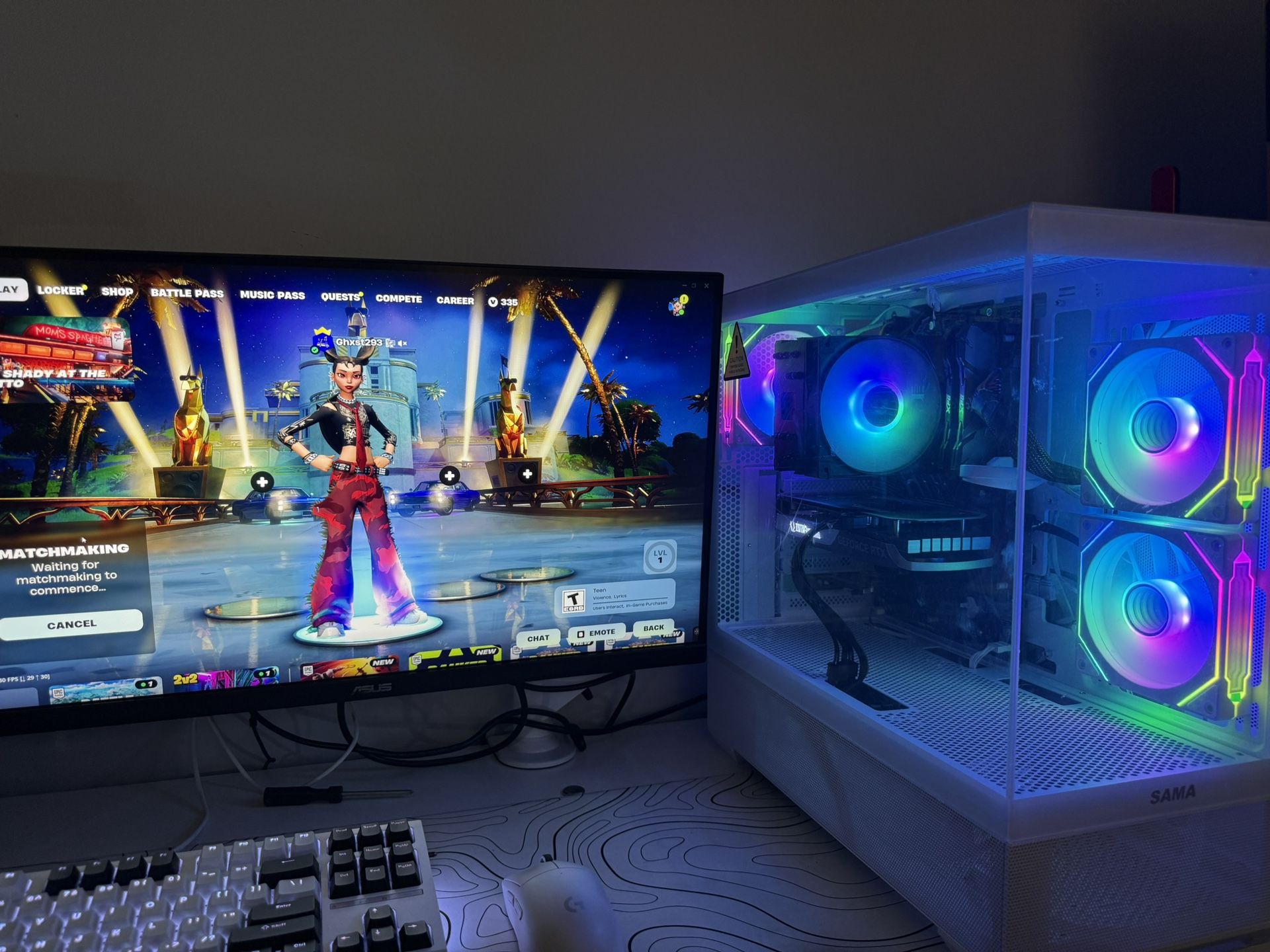 White Gaming Pc Computer Desktop RTX 4060