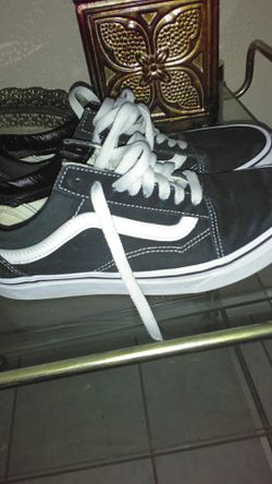 Boys size 7 vans