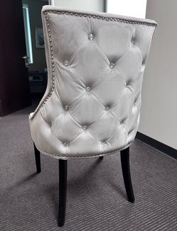 Accent Chairs (Set of 2)