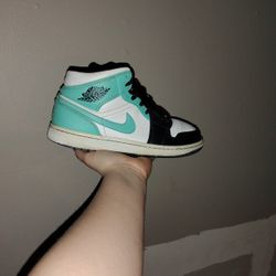 Jordan 1 