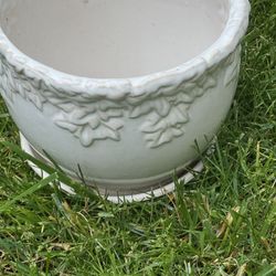 Ceramic Pot 7”