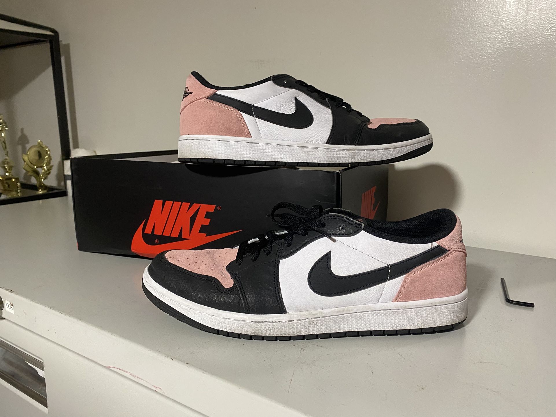 Jordan 1 Low Retro