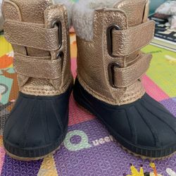 Baby Gap Boots  5-6
