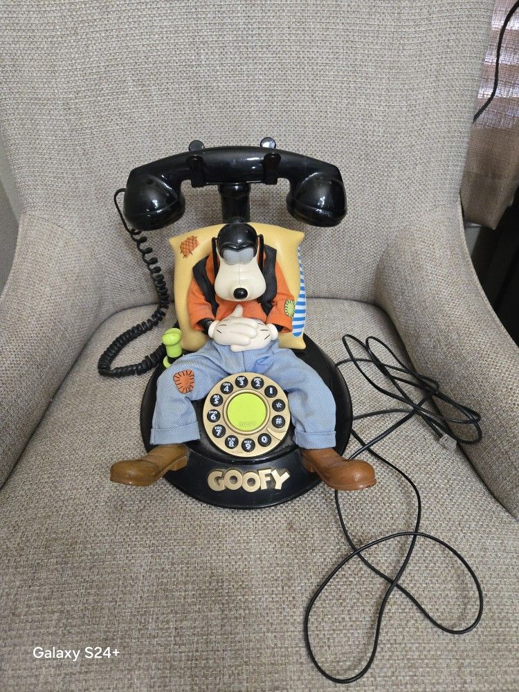 Goofy phone