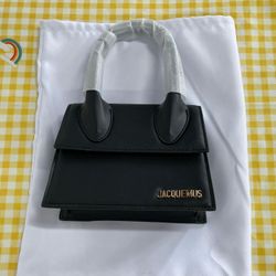 Jacquemus Le Chiquito Medium Tote Bag