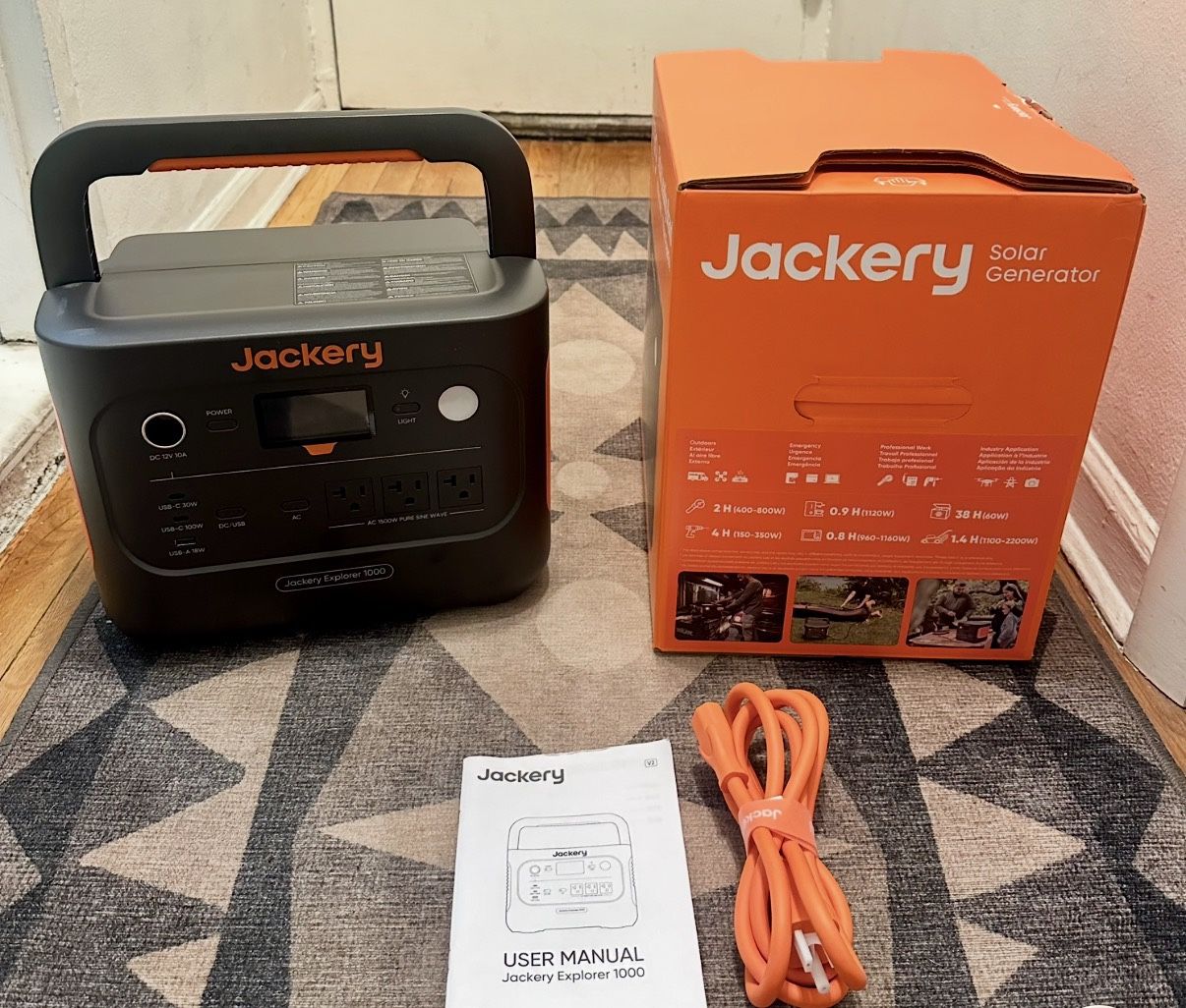 Jackery Explorer 1000 v2 Portable Power Station