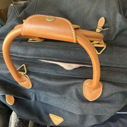 Jump Leather Strap Bag. 