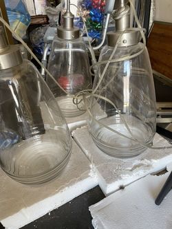 Three Pendant Light Chandelier