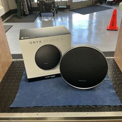 Harmon Kardon Onyx Studio 9