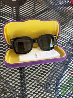 Authentic Gucci Sunglasses gg0181s.  001