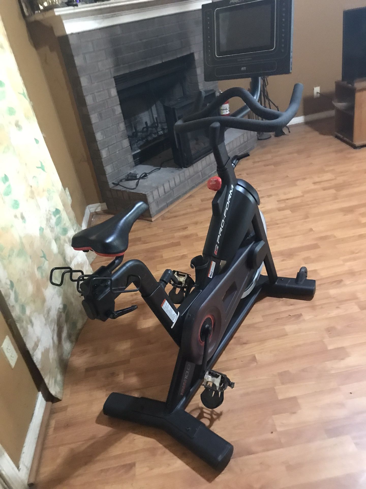 Pro Form Power Smart 10.0 Stationary Bike