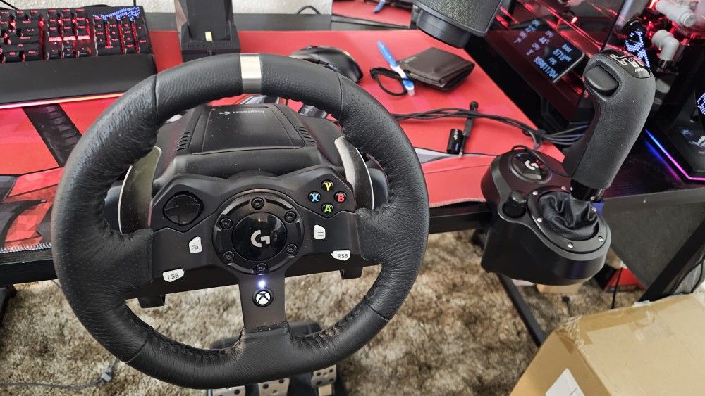 Logitec G920 racing simulator