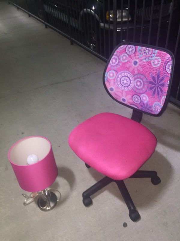 Excellent Pink Desktop chair n headlamp....