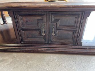 Vintage Sturdy Wood Coffee Table with Intricate Design and Storage